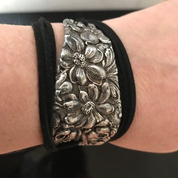 Sterling Silver Cuff Bracelet Leather Yoga Wrap Tie Antique Floral 925 Victorian - Picture 4 of 7